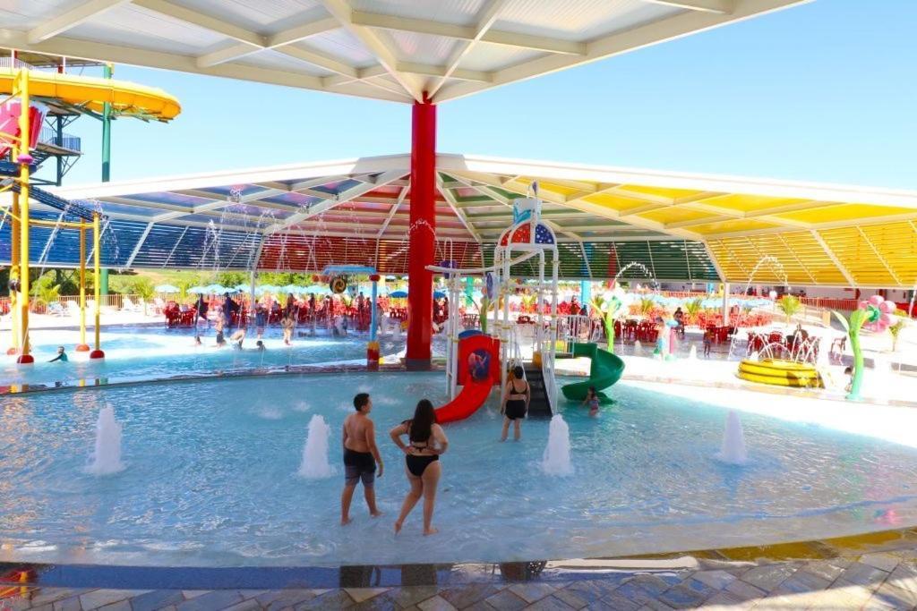 Aparthotel Piazza Diroma Com Acesso Ao Acqua Park à Caldas Novas Extérieur photo
