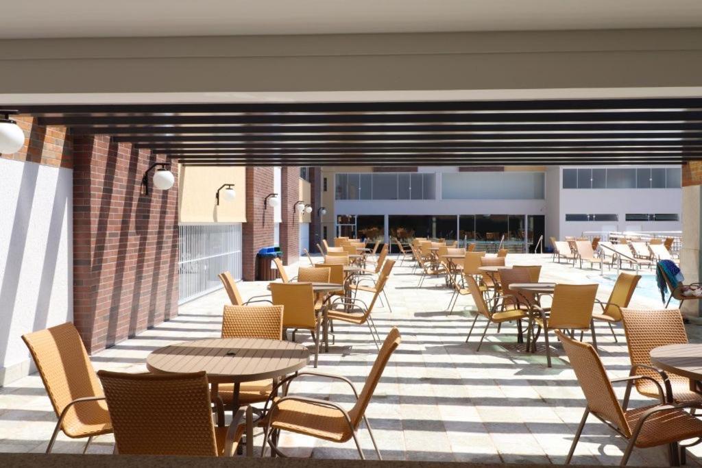 Aparthotel Piazza Diroma Com Acesso Ao Acqua Park à Caldas Novas Extérieur photo